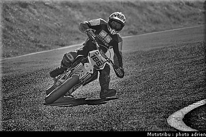 jacquelin_16_supermotard_alp_huez_2009.jpg