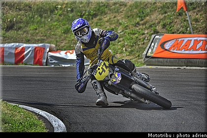 morel_a_14_supermotard_alp_huez_2009.jpg