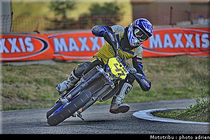 morel_a_26_supermotard_alp_huez_2009.jpg