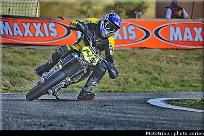 morel_k_13_supermotard_alp_huez_2009.jpg