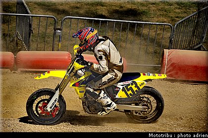 paillassa_j_1_supermotard_alp_huez_2009.jpg