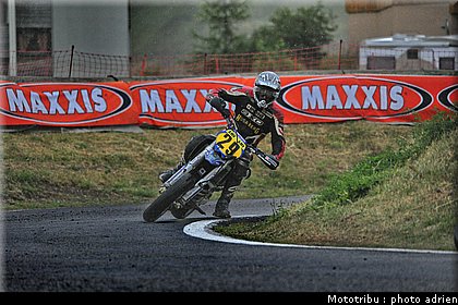 poulain_02_supermotard_alp_huez_2009.jpg