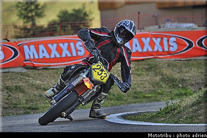 schmaltz_12_supermotard_alp_huez_2009.jpg