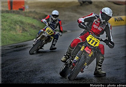 taurel_06_supermotard_alp_huez_2009.jpg