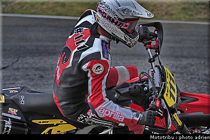 taurel_17_supermotard_alp_huez_2009.jpg