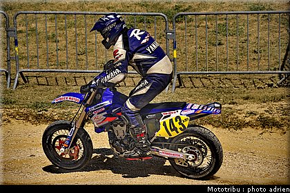 teyssier_01_supermotard_alp_huez_2009.jpg
