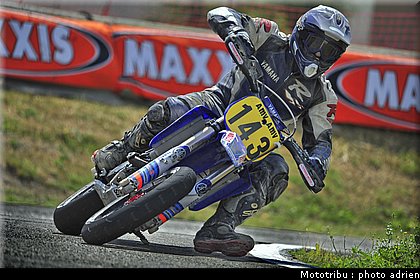 teyssier_06_supermotard_alp_huez_2009.jpg