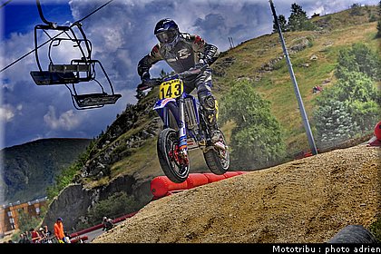teyssier_10_supermotard_alp_huez_2009.jpg