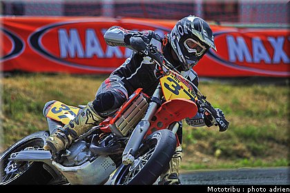 vidal_1_supermotard_alp_huez_2009.jpg