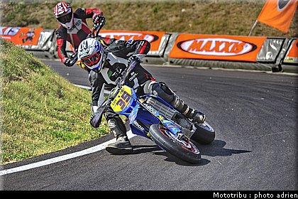 vincent_12_supermotard_alp_huez_2009.jpg