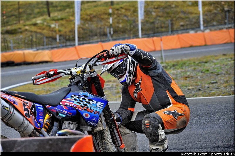blakeman_12_supermoto_andorre_2009