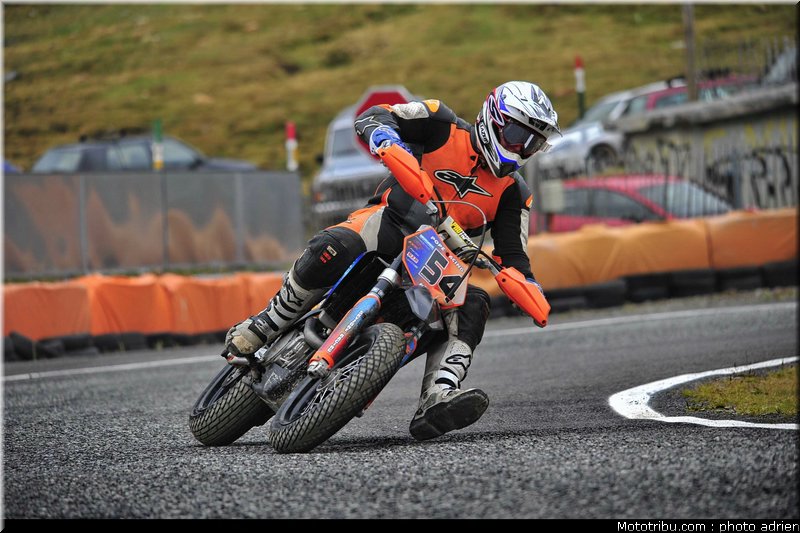 blakeman_21_supermoto_andorre_2009