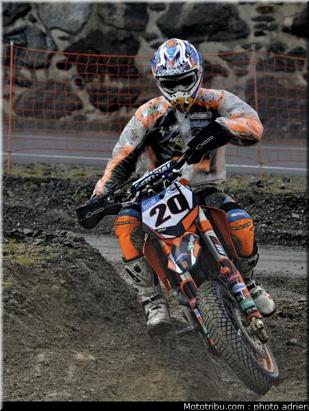 borella_34_supermoto_andorre_2009
