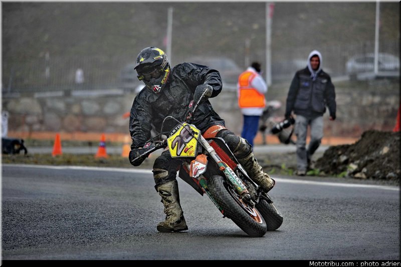 cucharrera_13_supermoto_andorre_2009