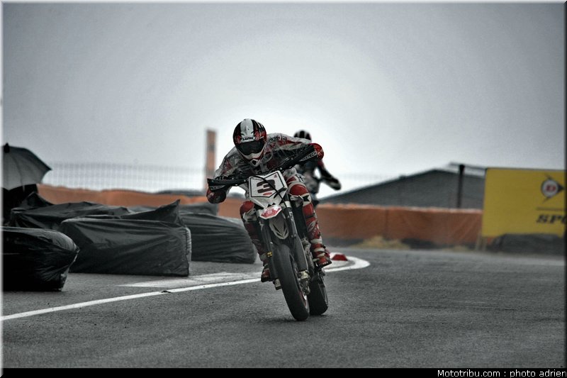 delepine_25_supermoto_andorre_2009