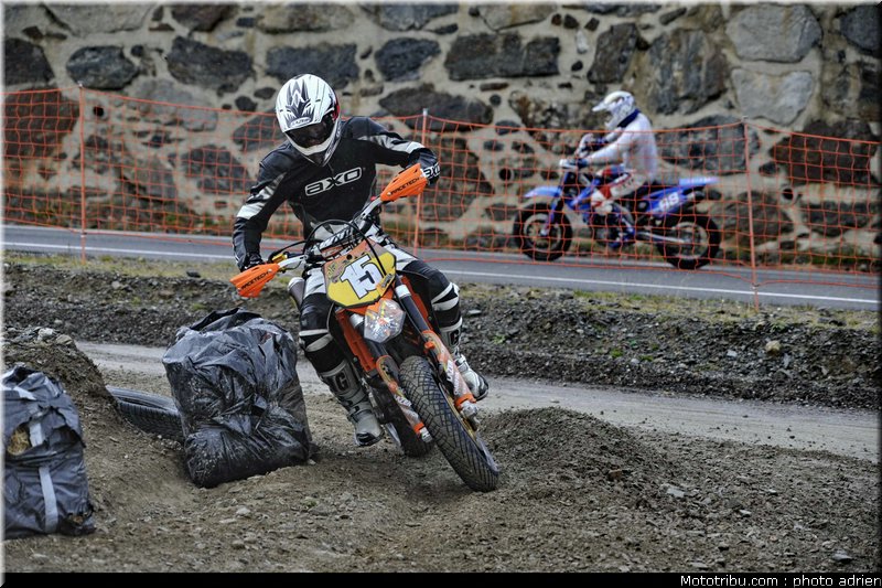 deridder_26_supermoto_andorre_2009