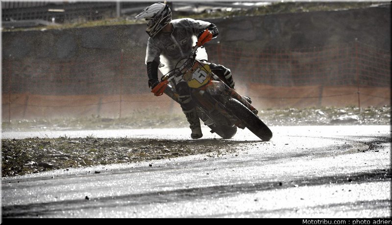 deridder_32_supermoto_andorre_2009