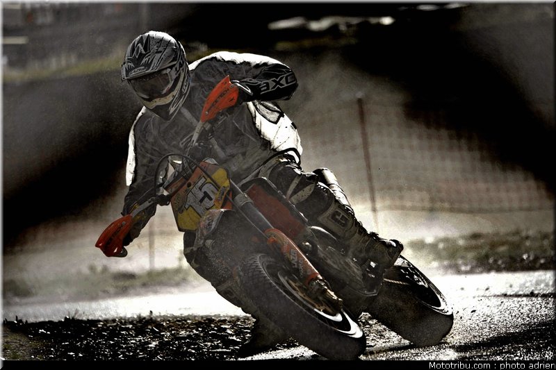 deridder_33_supermoto_andorre_2009