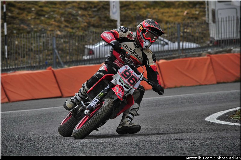 hlad_22_supermoto_andorre_2009