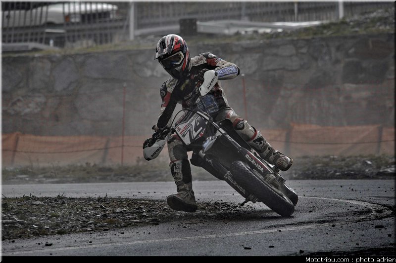 hogdson_01_supermoto_andorre_2009