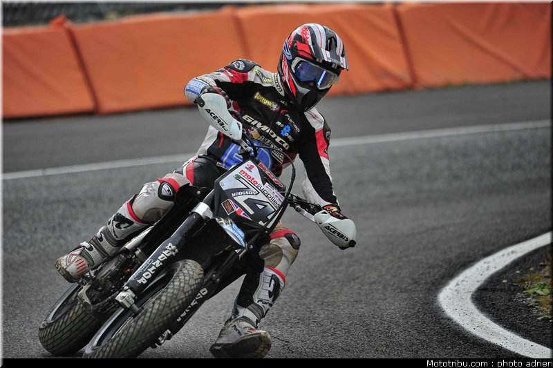 hogdson_12_supermoto_andorre_2009
