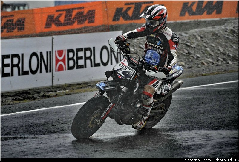 hogdson_19_supermoto_andorre_2009