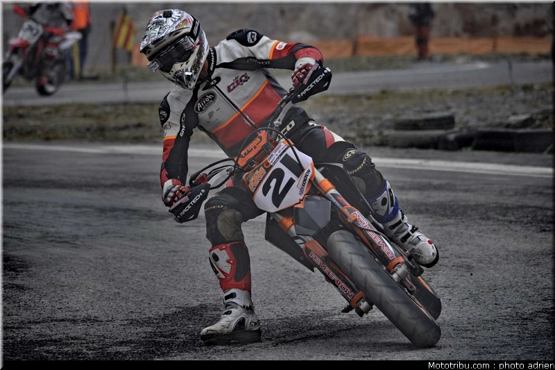 iddon_22_supermoto_andorre_2009