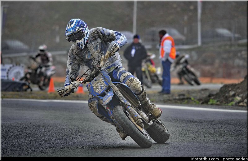 occhini_16_supermoto_andorre_2009