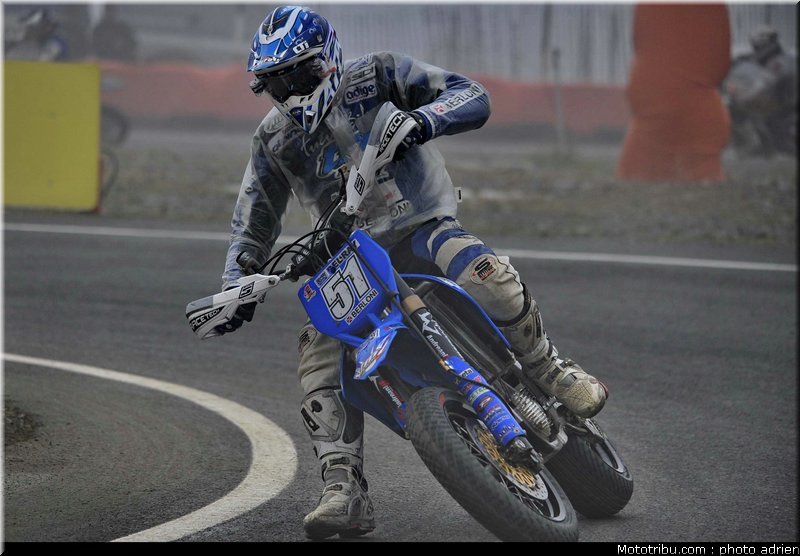 occhini_21_supermoto_andorre_2009