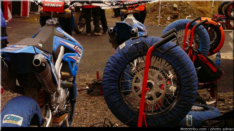 paddock_07_supermoto_andorre_2009