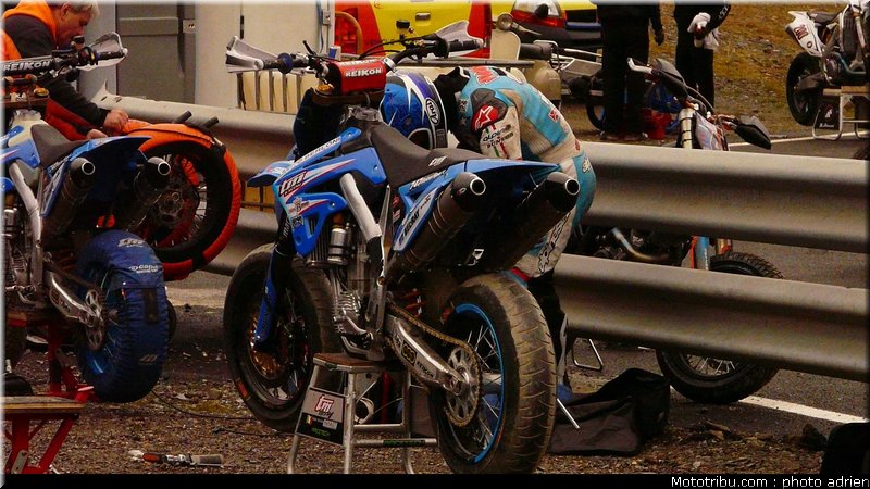 paddock_09_supermoto_andorre_2009