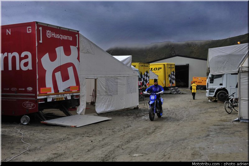paddock_16_supermoto_andorre_2009
