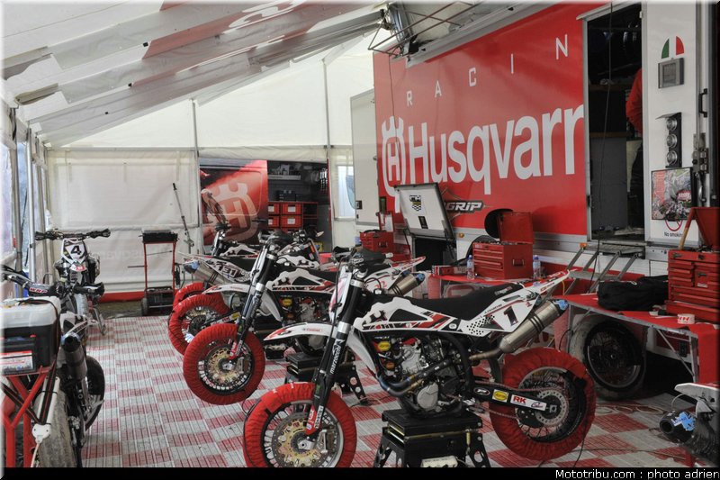 paddock_17_supermoto_andorre_2009
