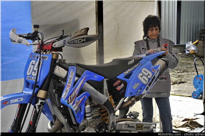 paddock_24_supermoto_andorre_2009