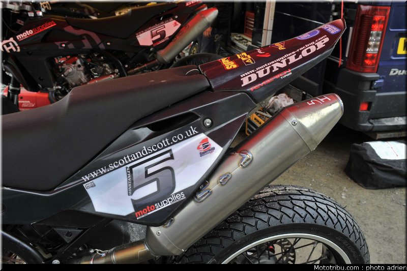 paddock_28_supermoto_andorre_2009