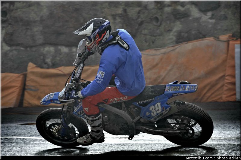 serafini_04_supermoto_andorre_2009