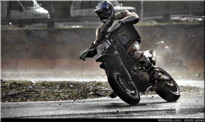 winstanley_23_supermoto_andorre_2009