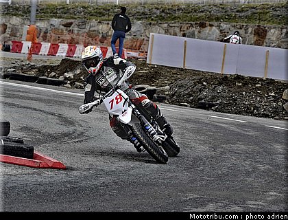 bartolini_19_supermoto_andorre_2009.jpg