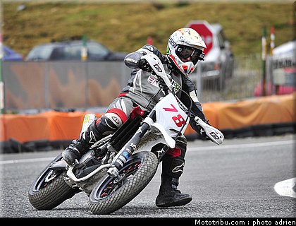 bartolini_20_supermoto_andorre_2009.jpg