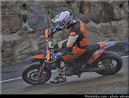blakeman_05_supermoto_andorre_2009.jpg