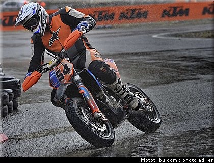 blakeman_28_supermoto_andorre_2009.jpg