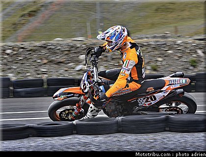 borella_17_supermoto_andorre_2009.jpg