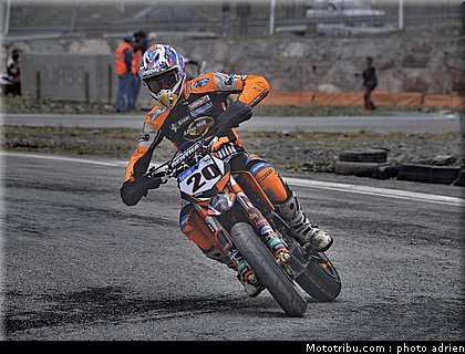 borella_19_supermoto_andorre_2009.jpg