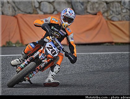 borella_26_supermoto_andorre_2009.jpg