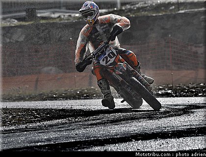 borella_31_supermoto_andorre_2009.jpg