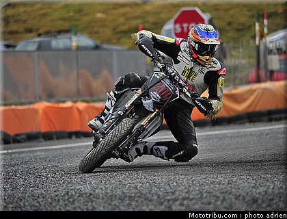 bussei_27_supermoto_andorre_2009.jpg