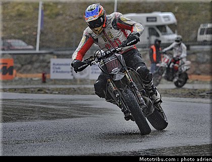 bussei_39_supermoto_andorre_2009.jpg