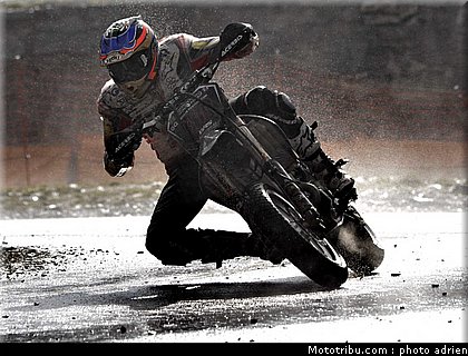 bussei_45_supermoto_andorre_2009.jpg