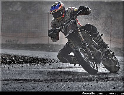 bussei_47_supermoto_andorre_2009.jpg