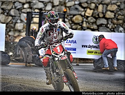 chareyre_a_12_supermoto_andorre_2009.jpg